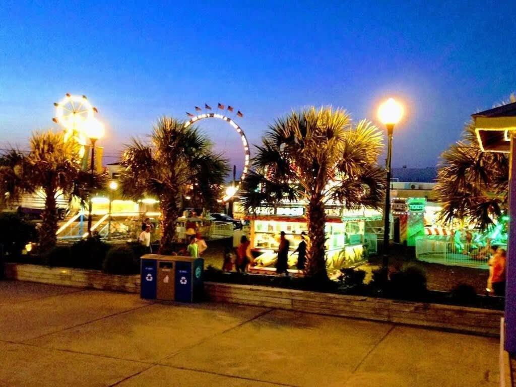 Beach Harbour 16 @ The Carolina Beach Boardwalk - Full Remodel! Eksteriør bilde