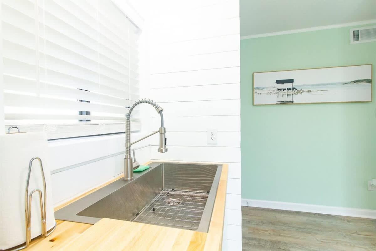 Beach Harbour 16 @ The Carolina Beach Boardwalk - Full Remodel! Eksteriør bilde